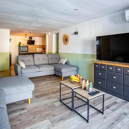 Du Soleil By * Laroque-des-Albères